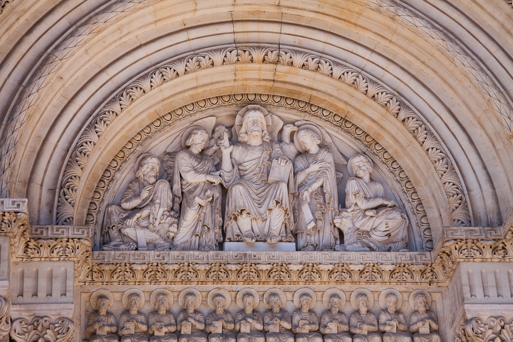 Nîmes