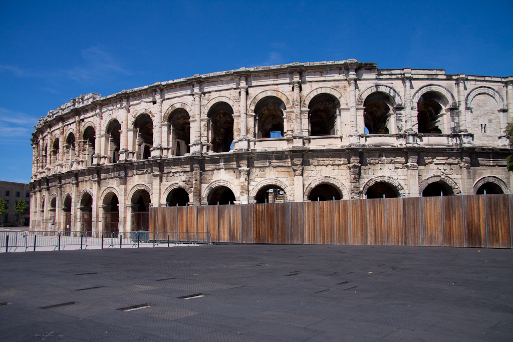 Nîmes