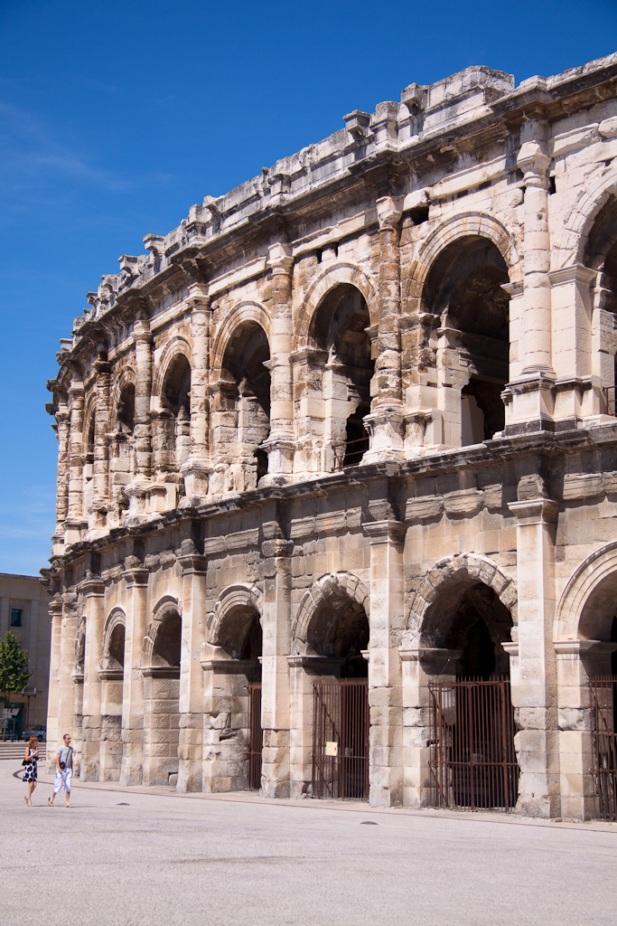 Nîmes