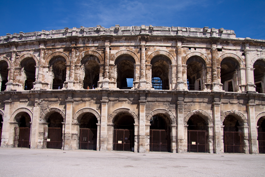 Nîmes