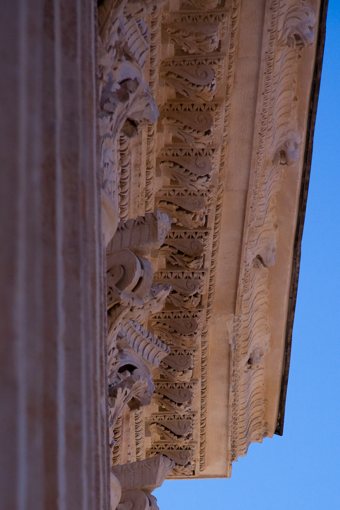 Nîmes