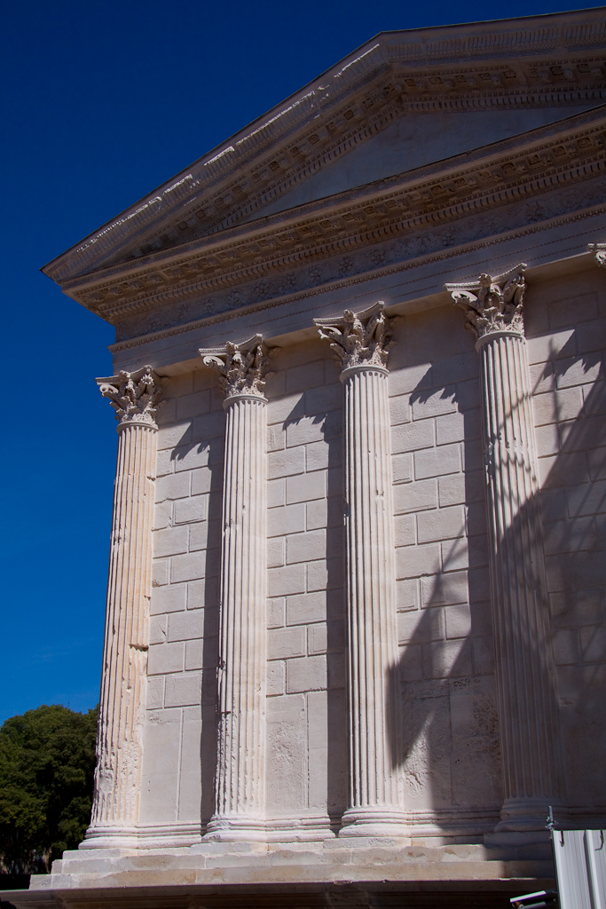 Nîmes