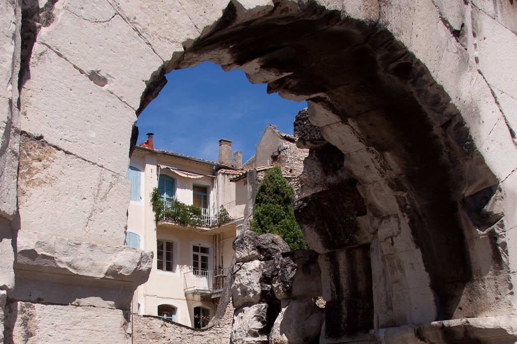 Nîmes
