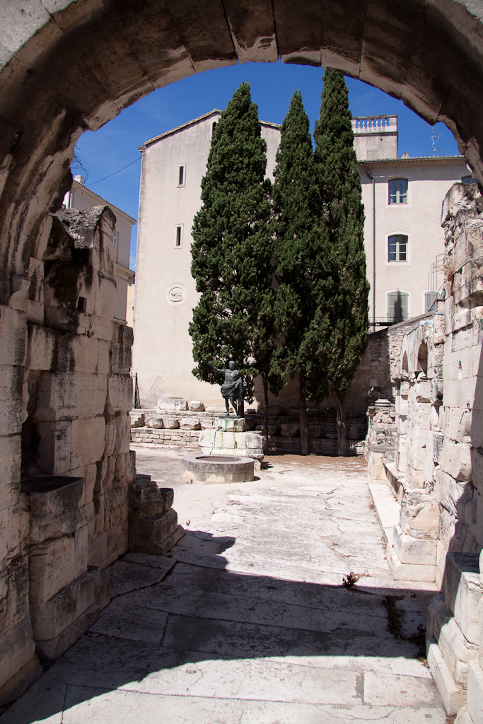 Nîmes
