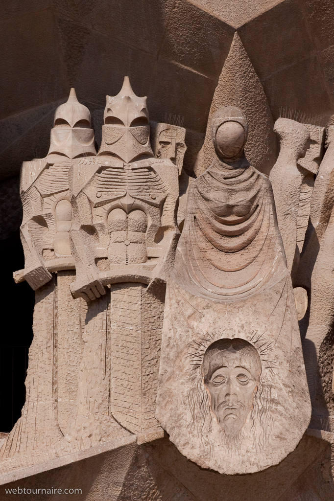 Barcelona - la Sagrada Familia - la Façade de la Passion