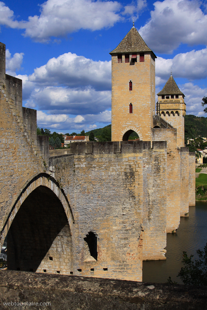 Cahors - le pont Valentré