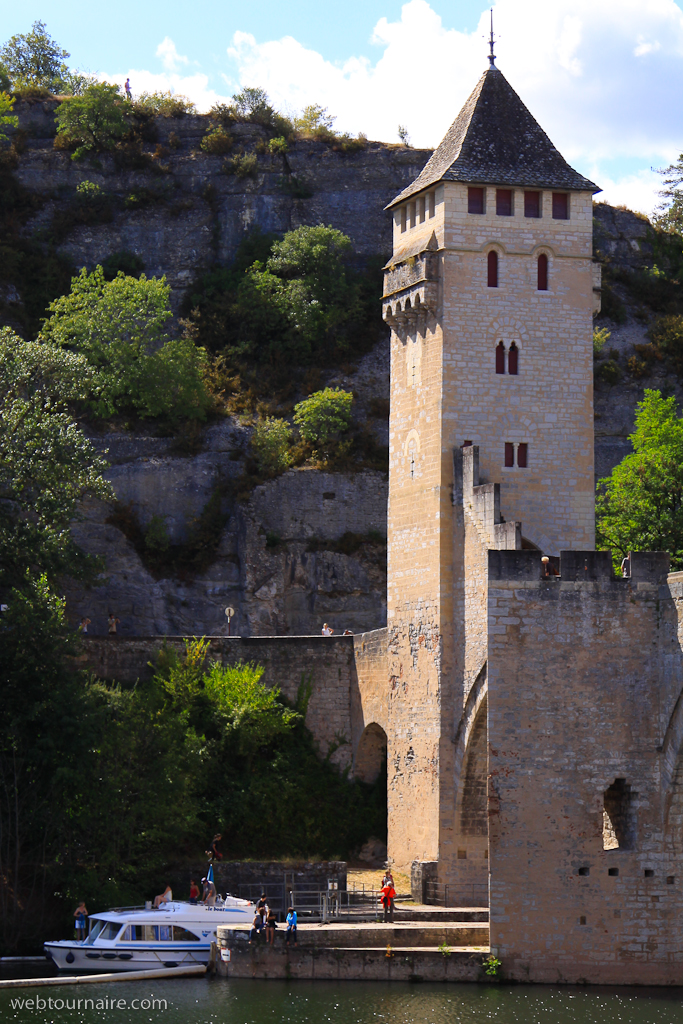 Cahors - le pont Valentré