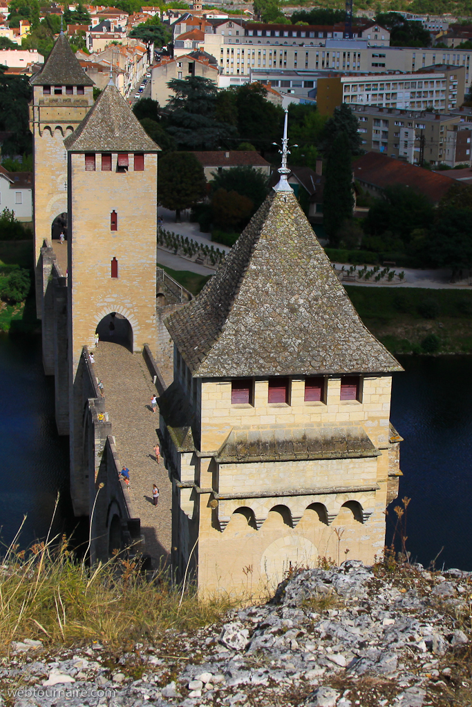 Cahors - le pont Valentré