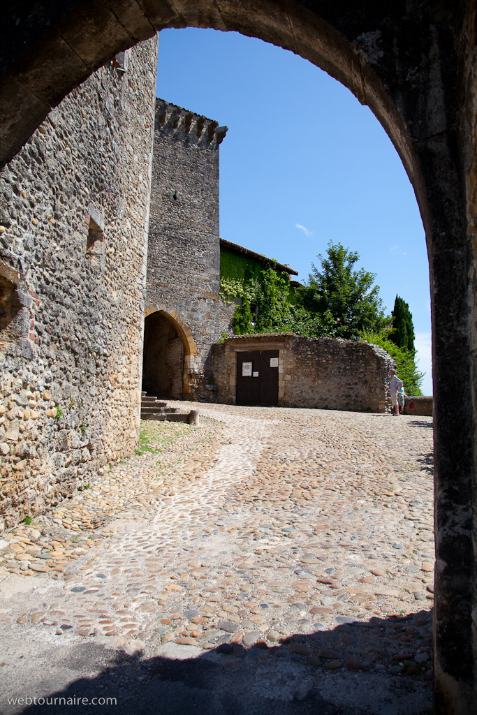Pérouges - Ain - 01