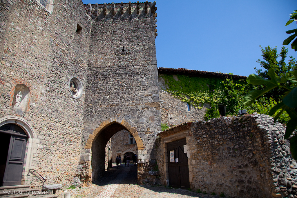 Pérouges - Ain - 01