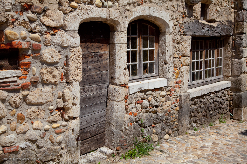 Pérouges - Ain - 01