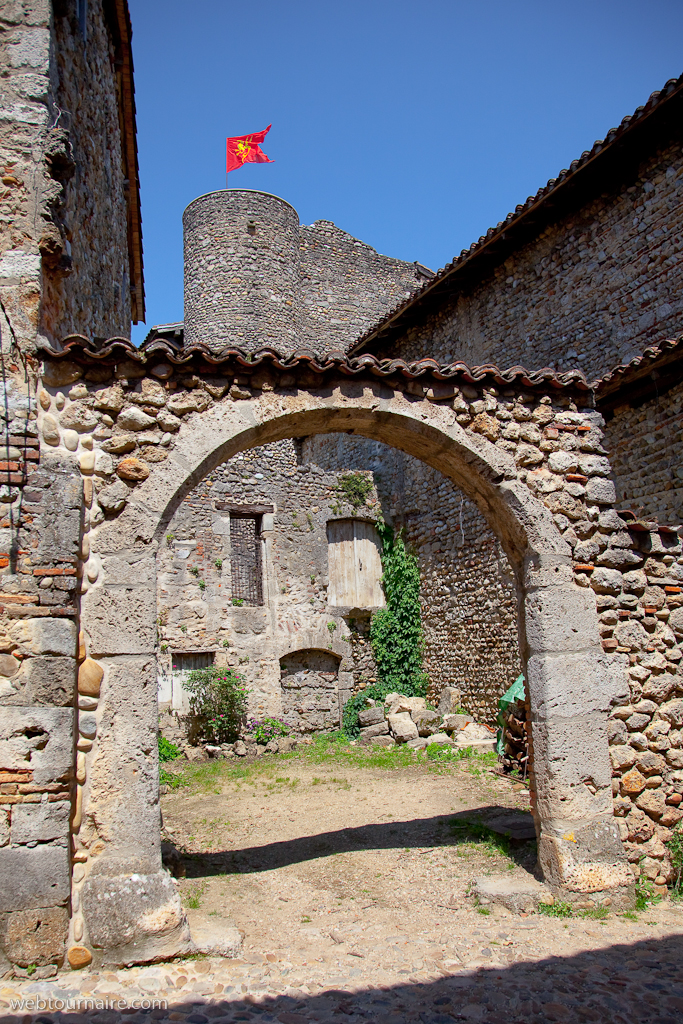Pérouges - Ain - 01