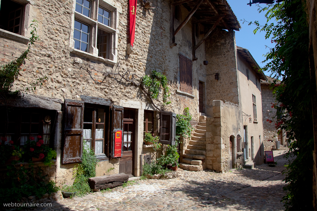 Pérouges - Ain - 01