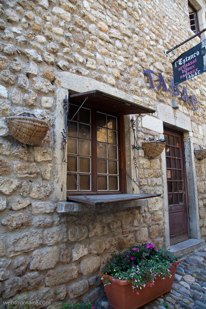 Pérouges - Ain - 01