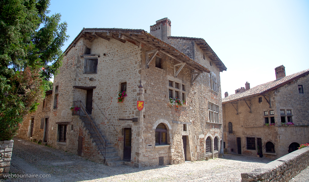 Pérouges - Ain - 01