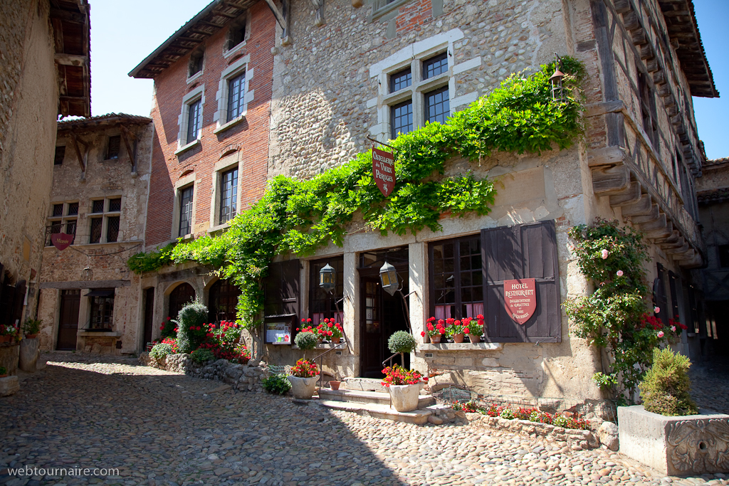 Pérouges - Ain - 01