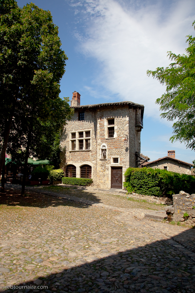 Pérouges - Ain - 01