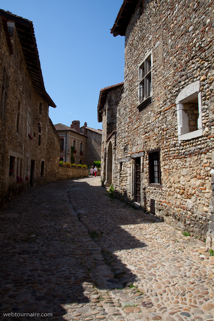 Pérouges - Ain - 01