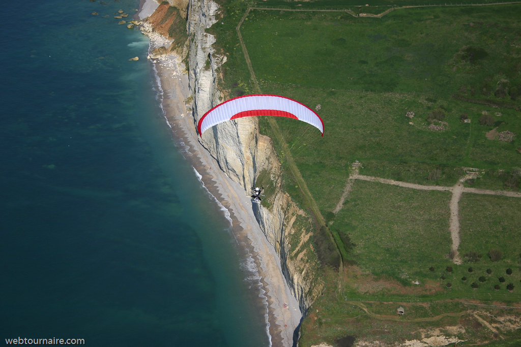 Didier au dessus des falaises d'Etretat