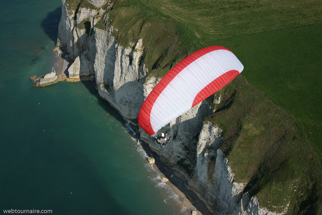 Didier au dessus des falaises d'Etretat
