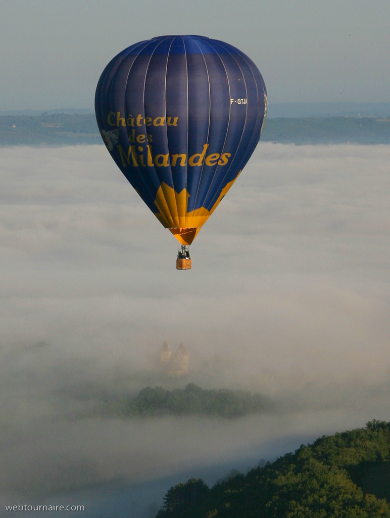 ballon sur la vallée de la Dordogne