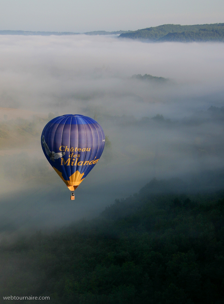 ballon sur la vallée de la Dordogne