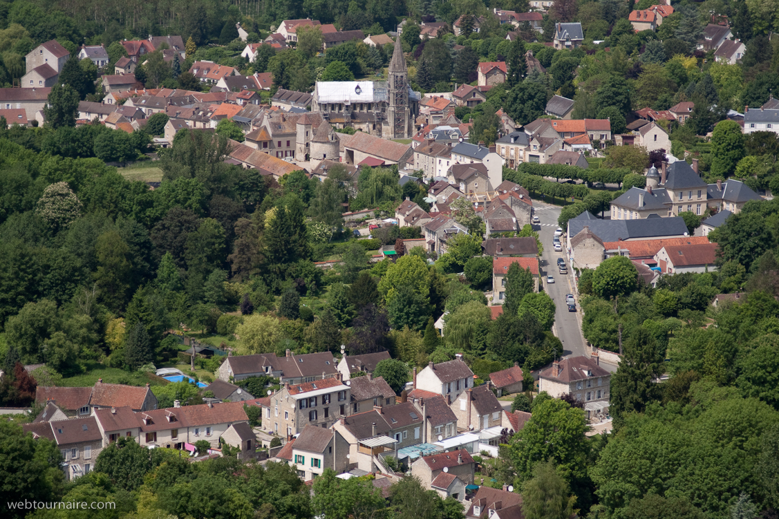 Nesles la Vallée (Val d'Oise)