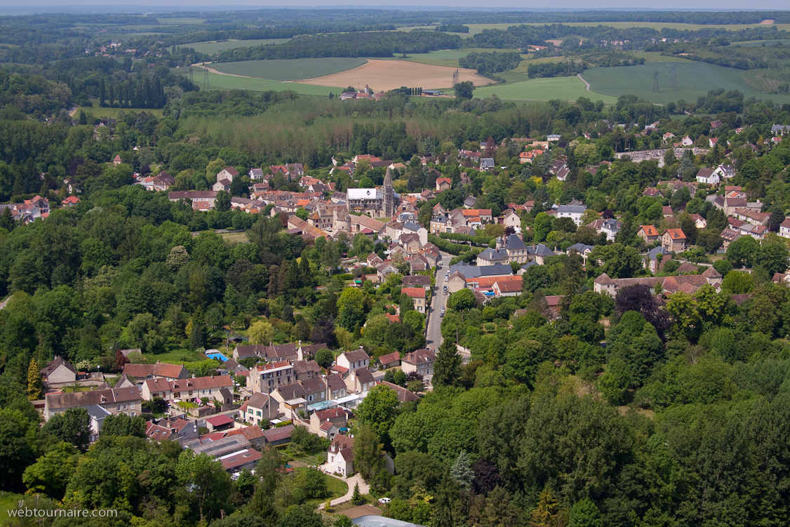 Nesles la Vallée (Val d'Oise)