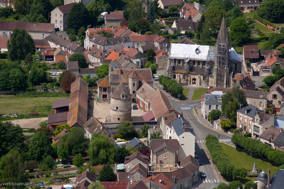 Nesles la Vallée (Val d'Oise)