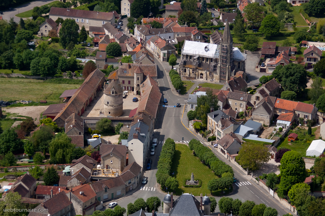 Nesles la Vallée (Val d'Oise)