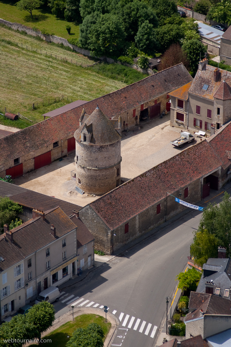 Nesles la Vallée (Val d'Oise)