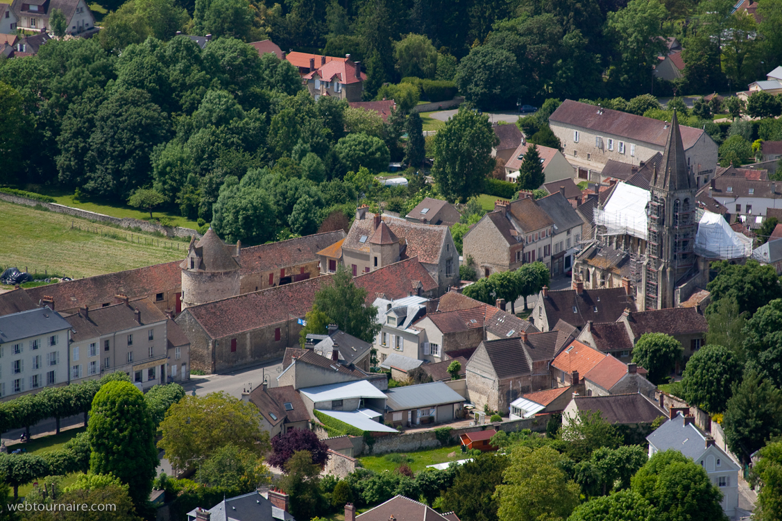Nesles la Vallée (Val d'Oise)