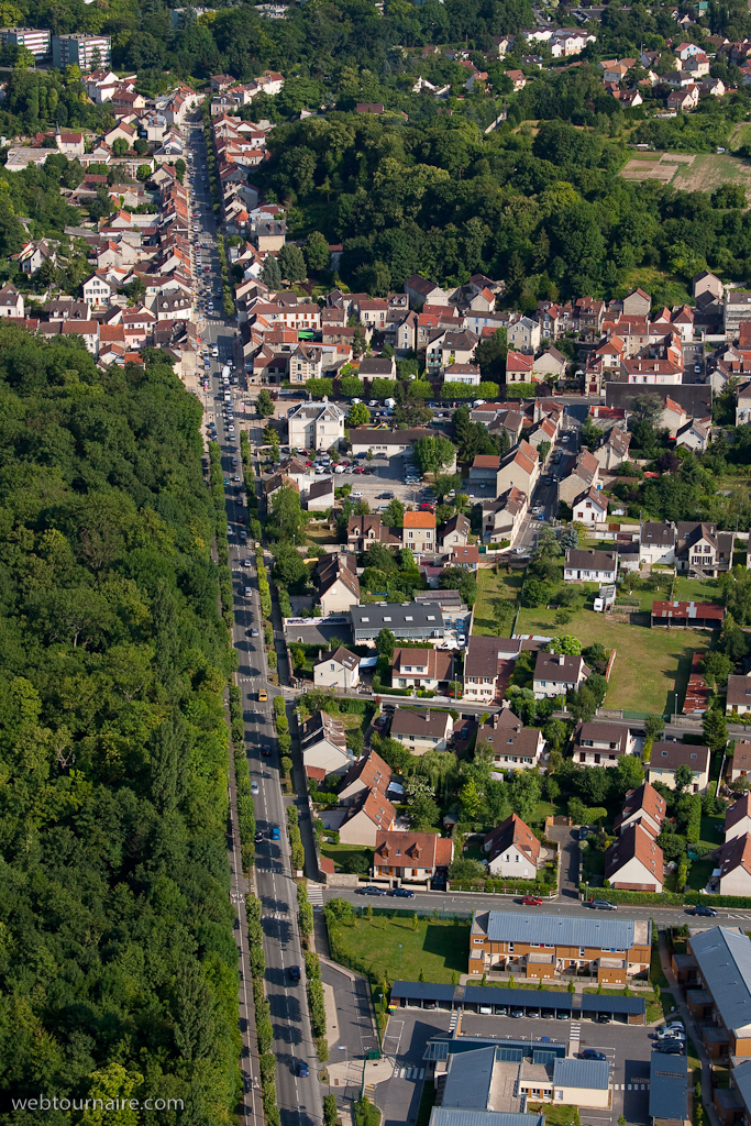 Méry-sur-Oise - Val d'Oise - 95