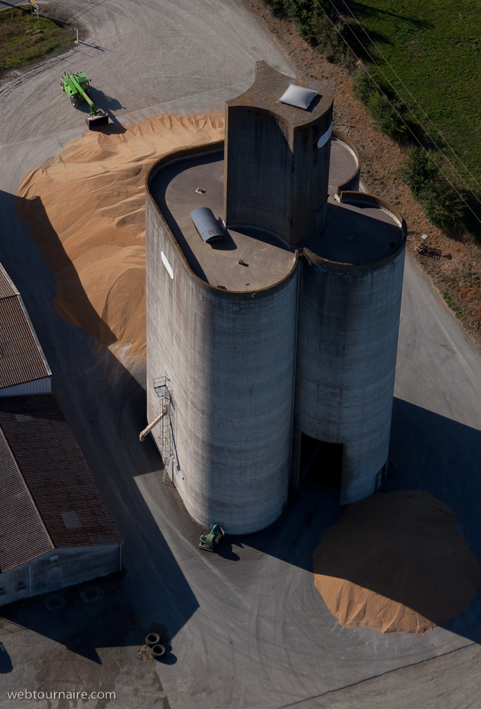 silo de Champedeniers Saint Denis