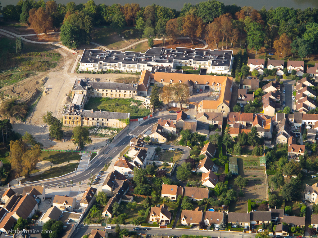 Neuville - Val d'Oise - 95