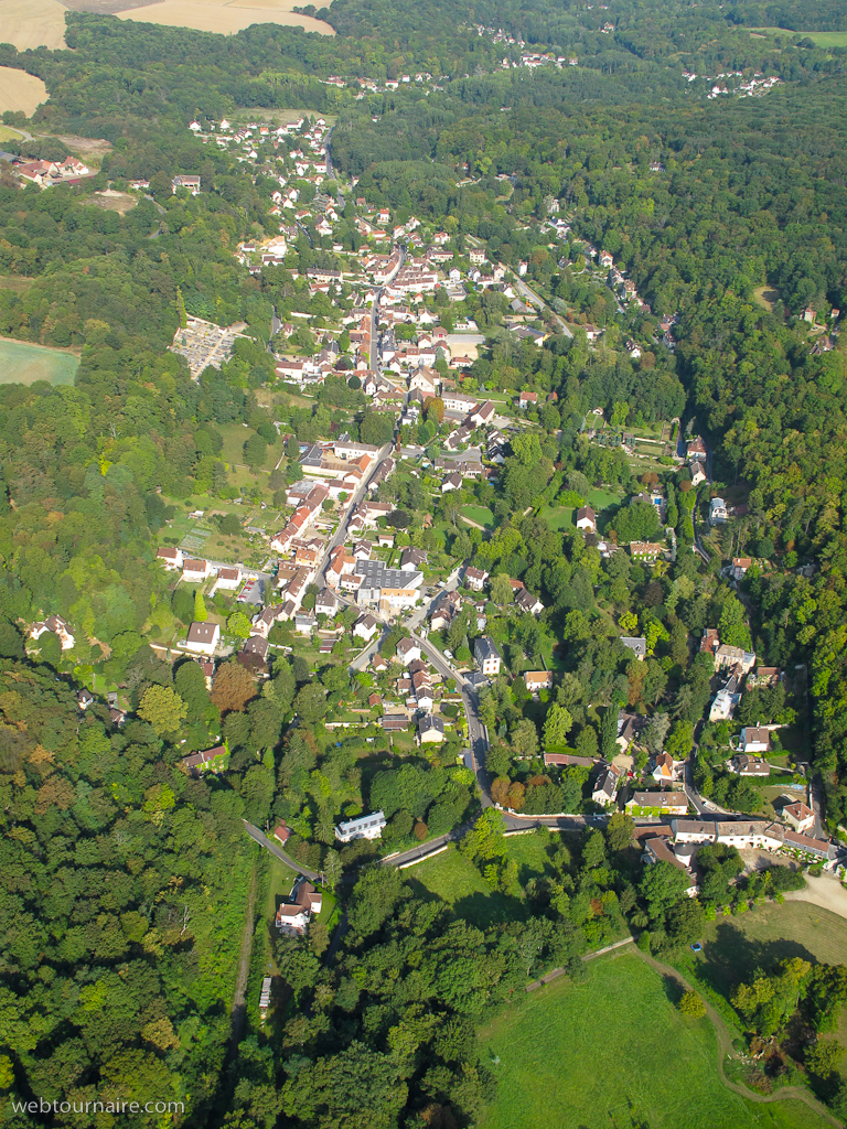 Valmondois - Val d'Oise - 95