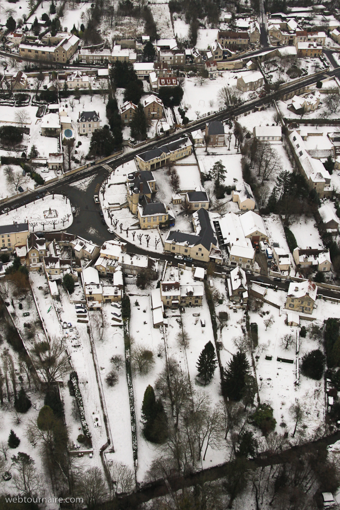 Nesles la Vallée - val d'Oise - 95