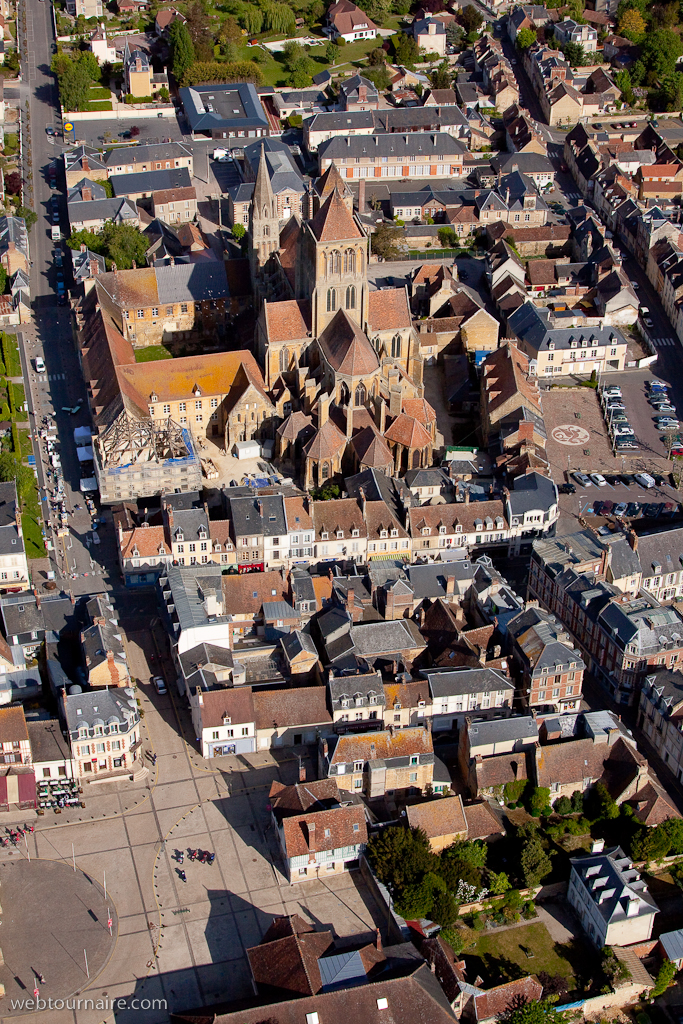 St-Pierre-sur-Dives - Calvados - 14