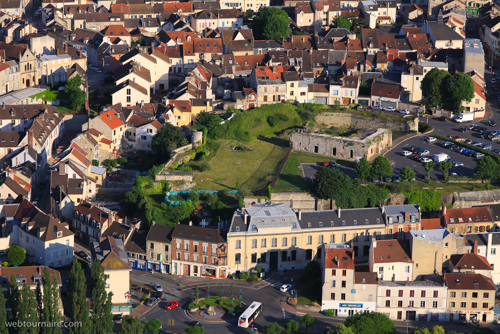 Beaumont sur Oise - Val dOise - 9(
