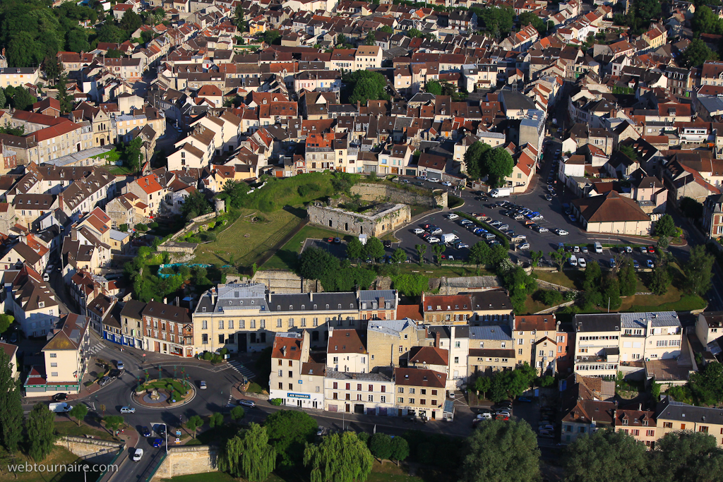 Beaumont sur Oise - Val dOise - 9(