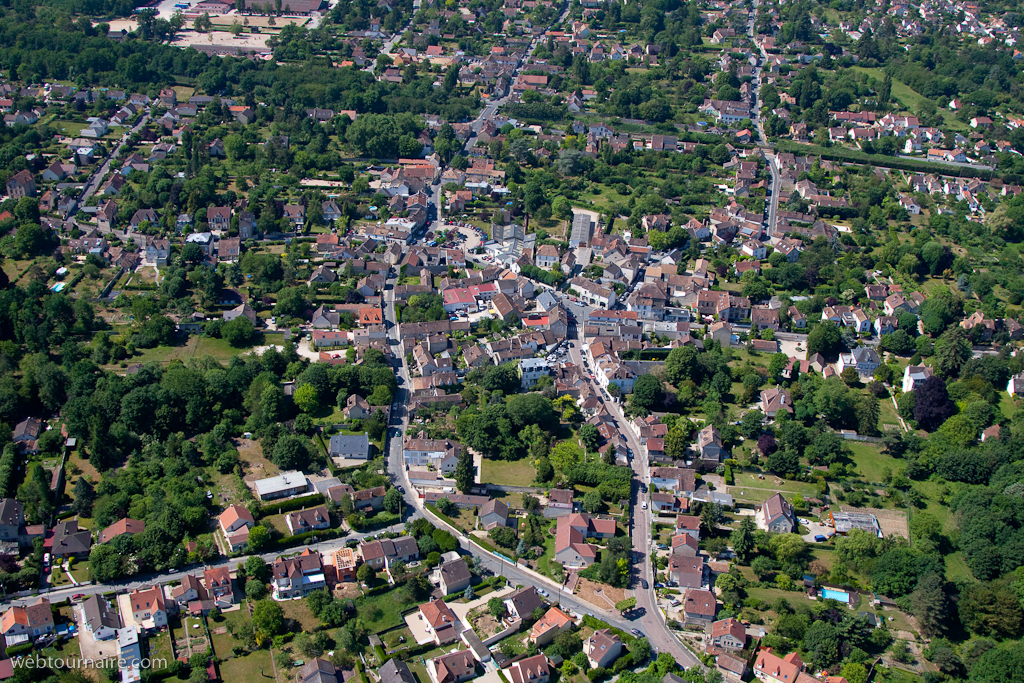 Bois-le-Roi - Seine et Marne - 77