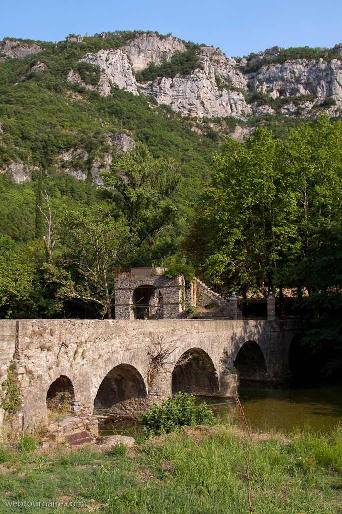 pont sur la Vis
