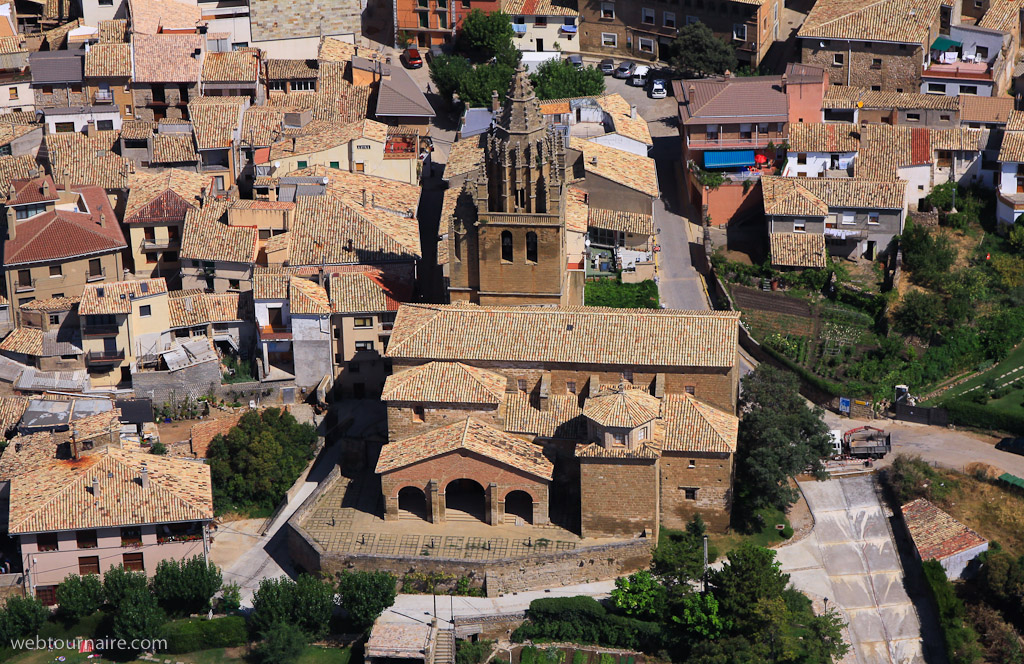 Loarre  - village