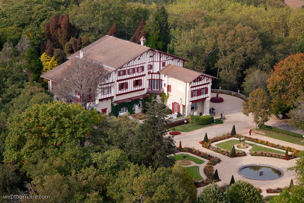 Cambo-les bains (Kanbo) - Pyrénées Atlantiques - 64