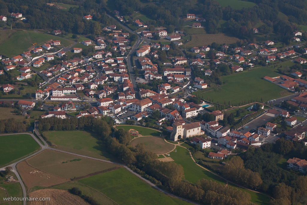 St -Pée-sur-Nivelle - Pyrénées atlantiques - 64