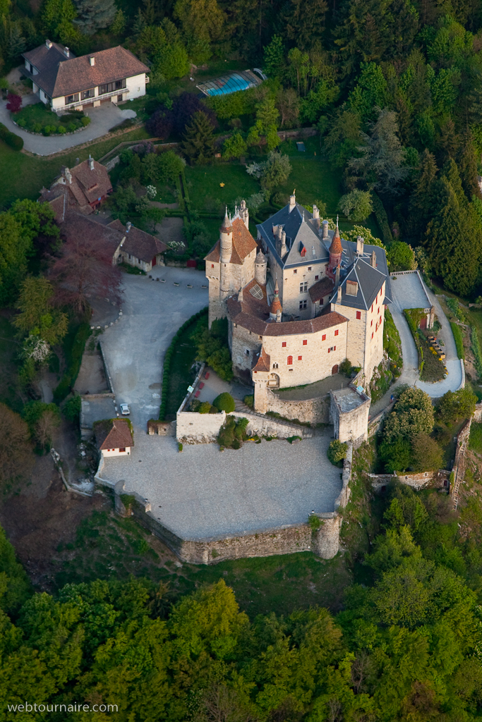Menthon St Bernard - haute Savoie - 74