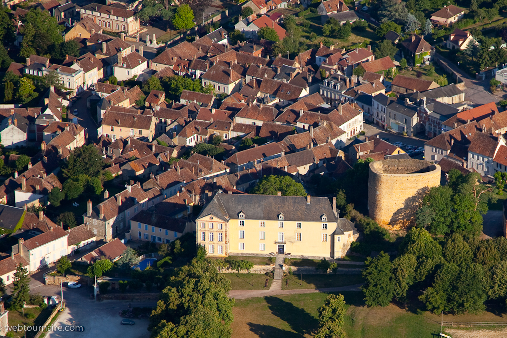 Saint Sauveur en Puisaye - Yonne 89