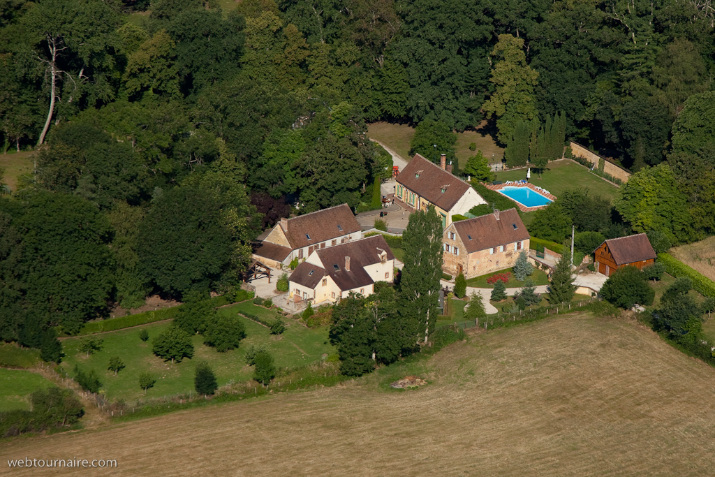 Saint Sauveur en Puisaye - Yonne 89