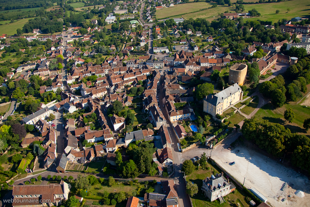 Saint Sauveur en Puisaye - Yonne 89