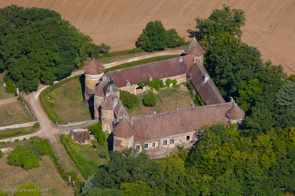 Treigny - Yonne -89